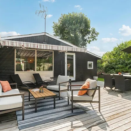 Ferienhaus 4 Bedroom Awesome In *